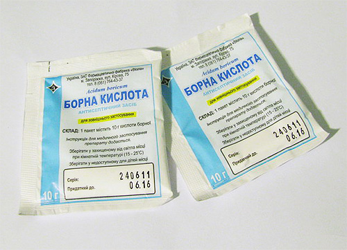 Tütchen mit Borsäure können Sie in der Apotheke kaufen Tütchen mit Borsäure können Sie in der Apotheke kaufen