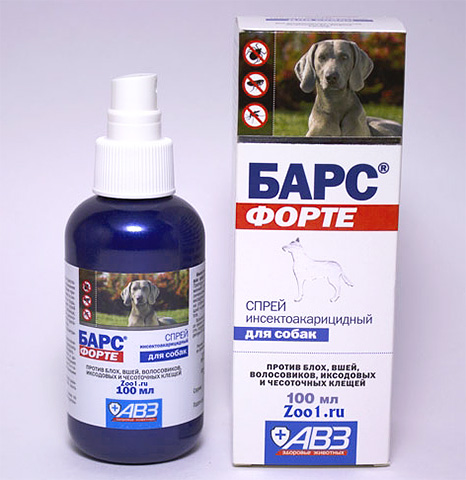 Sprays gegen Flöhe bei Hunden sind wirksam, aber ein recht giftiges Mittel. Sprays gegen Flöhe bei Hunden sind wirksam, aber ein recht giftiges Mittel.