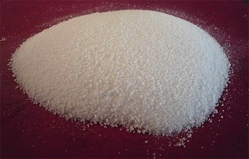 Borsäure ist eines der am leichtesten verfügbaren Mittel zur Bekämpfung von Hausameisen Borsäure ist eines der am leichtesten verfügbaren Mittel zur Bekämpfung von Hausameisen