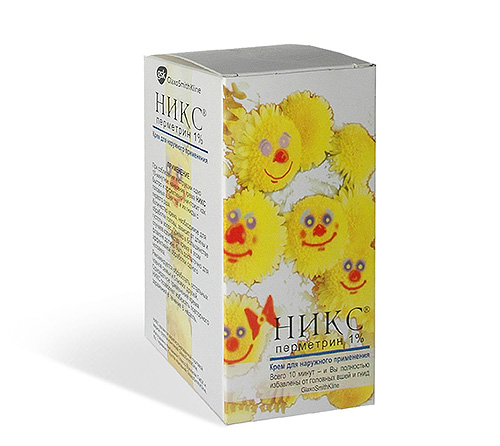 Die Behandlung mit der Creme Nix erfordert ein gründliches Einmassieren in das Haar. Die Behandlung mit der Creme Nix erfordert ein gründliches Einmassieren in das Haar.