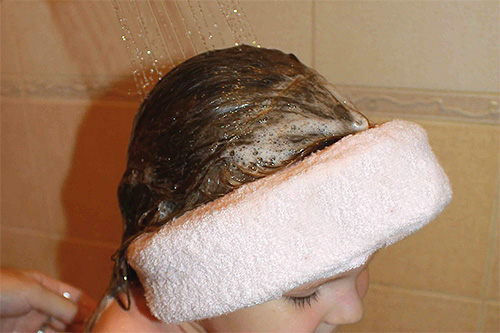 Zu den Nachteilen des Mittels Nyuda gehört seine schlechte Auswaschbarkeit aus den Haaren. Zu den Nachteilen des Mittels Nyuda gehört seine schlechte Auswaschbarkeit aus den Haaren.