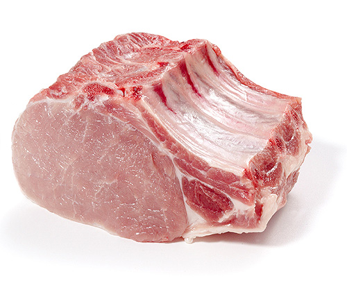Um die Aufmerksamkeit von Hornissen zu erregen, kann man mit Insektizid getränktes Fleisch verwenden. Um die Aufmerksamkeit von Hornissen zu erregen, kann man mit Insektizid getränktes Fleisch verwenden.
