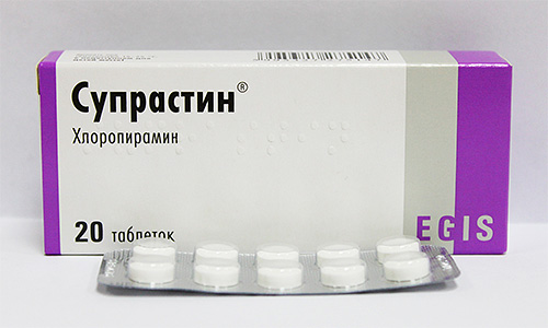 Wenn die allergische Reaktion weiter zunimmt, nehmen Sie ein Antihistaminikum wie Suprastin ein. Wenn die allergische Reaktion weiter zunimmt, nehmen Sie ein Antihistaminikum wie Suprastin ein.