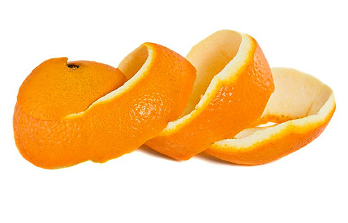 Les écorces d'orange fraîches peuvent repousser les mites des réserves alimentaires, mais elles ne peuvent pas détruire les larves. Les écorces d'orange fraîches peuvent repousser les mites des réserves alimentaires, mais elles ne peuvent pas détruire les larves.