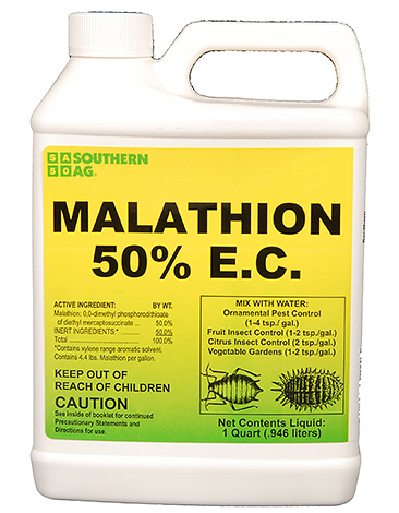 Souvent, le Karbofos est vendu sous le nom de Malathion, par exemple sous forme de concentré d'émulsion à 50 %.