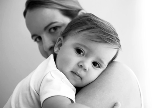 Si vous rêvez de poux sur un enfant, cela peut indiquer des craintes excessives pour la santé de vos proches.