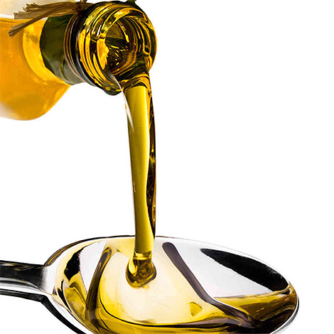 Pour préparer un mélange de kérosène destiné à éliminer les poux, vous aurez besoin d'huile d'olive ou d'une autre huile végétale. Pour préparer un mélange de kérosène destiné à éliminer les poux, vous aurez besoin d'huile d'olive ou d'une autre huile végétale.