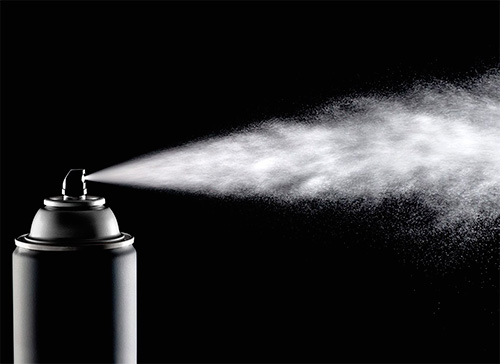 Les produits aérosols pour la destruction des insectes sont vendus prêts à l'emploi.