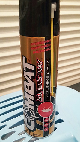 Le Kombat Superspray est destiné à éliminer les insectes rampants. Le Kombat Superspray est destiné à éliminer les insectes rampants.