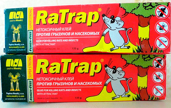 La colle RaTrap convient bien pour fabriquer des pièges collants pour insectes.