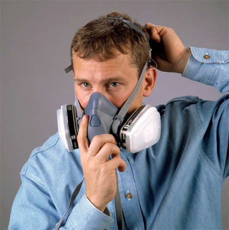 Pour éviter de vous empoisonner vous-même avec l'insecticide, il est important d'utiliser un respirateur de qualité. Pour éviter de vous empoisonner vous-même avec l'insecticide, il est important d'utiliser un respirateur de qualité.