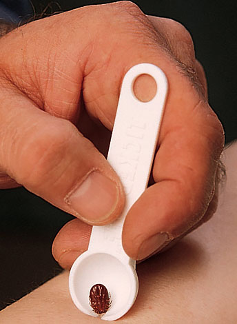 Spatule pour retirer les tiques Ticked Off